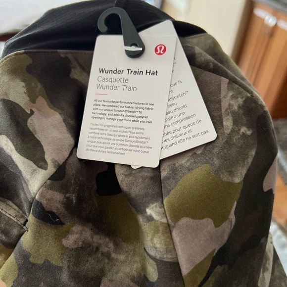 NWT Wunder Train Hat - XS - Picture 6 of 8